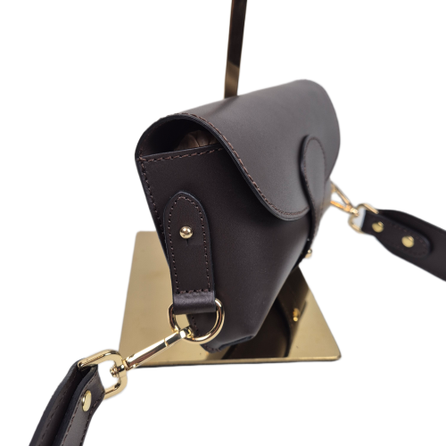 Vera Pelle mała brązowa torebka listonoszka skórzana czekoladowa instagramka włoska torebka crossbody saszetka skóra naturalna licowa
