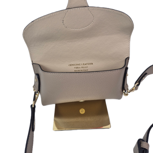 Vera Pelle mała torebka listonoszka skórzana beżowa taupe instagramka włoska torebka crossbody saszetka skóra naturalna licowa