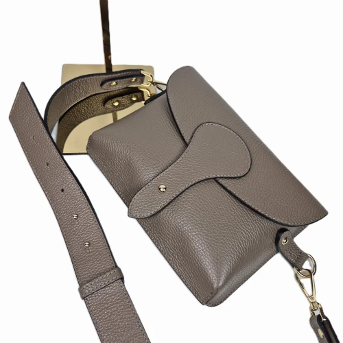 Vera Pelle mała torebka listonoszka skórzana instagramka taupe beżowa włoska torebka crossbody saszetka skóra naturalna licowa