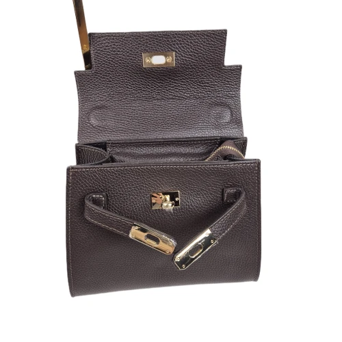 Vera Pelle mała skórzana torebka damska kuferek czekoladowa brązowa pojemna z paskiem crossbody włoska skóra naturalna licowa elegancka