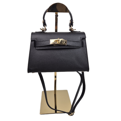 Vera Pelle mała skórzana torebka listonoszka kuferek czarna skóra naturalna licowa z paskiem damska crossbody włoska elegancka