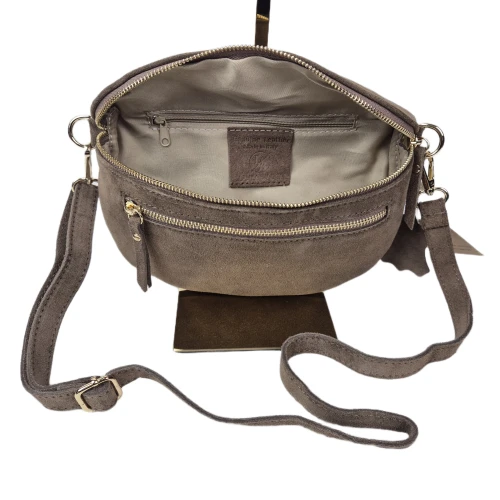 Mała nerka saszetka listonoszka skórzana zamszowa skóra naturalna zamszowa brązowa fango pojemna z paskiem crossbody na codzień
