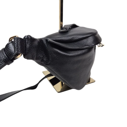 Laura Biaggi duża nerka czarna skóra naturalna licowa pojemna nerka włoska torebka listonoszka crossbody