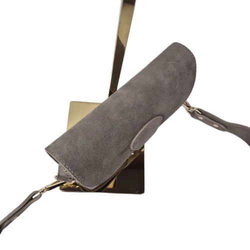 Vera Pelle mała nerka listonoszka skórzana zamszowa skóra natura szaro beżowa taupe crossbody elegancka