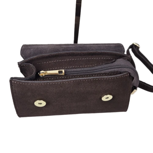 Laura Biaggi mała czekoladowa brązowa torebka skórzana zamszowa skóra naturalna kuferek z paskiem crossbody